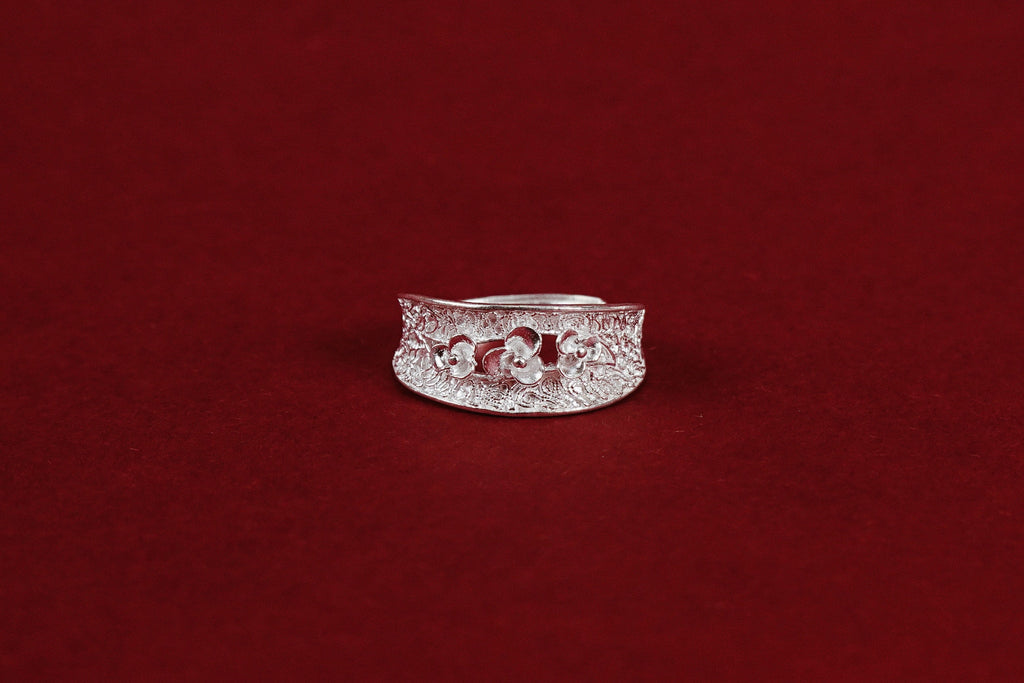 Blütenband-Ring