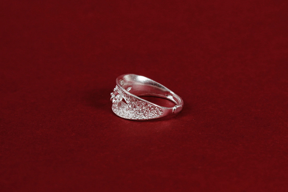 Blütenband-Ring